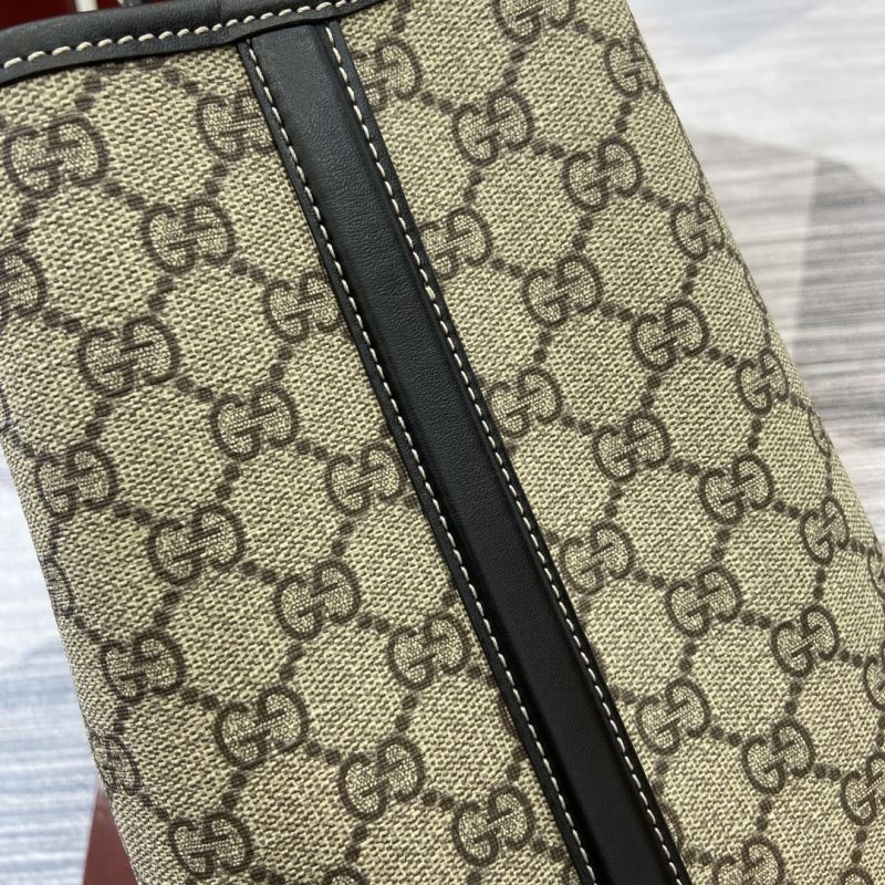 Gvc*1 tote bags